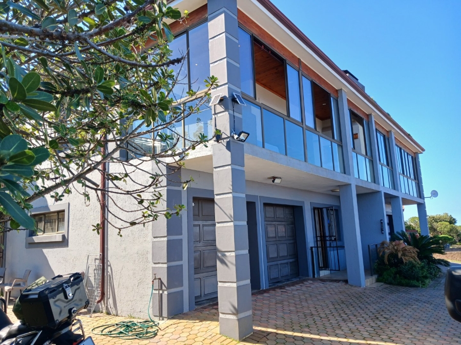 4 Bedroom Property for Sale in Dana Bay Western Cape